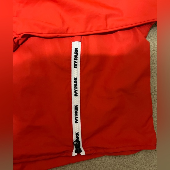 IVY PARK Red Orange Beyoncé Windbreaker - Picture 14 of 15